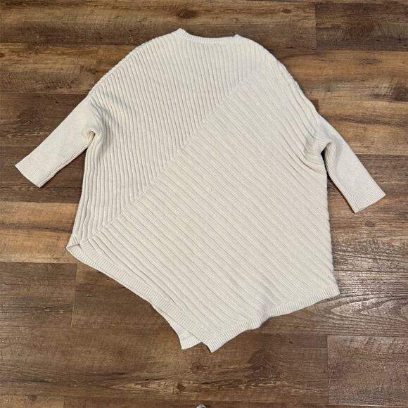 Simply Vera Wang Ivory Lagenlook Sweater Minimalist Asymmetrical Cableknit READ - Picture 2 of 11